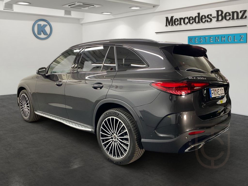 Mercedes-Benz GLC 300 d 4Matic AMG+HUD+PANO+AHK+DIGITAL+360°