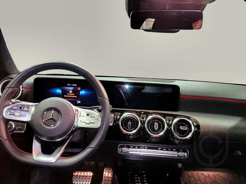 Mercedes-Benz A 200 Sedan AMG line