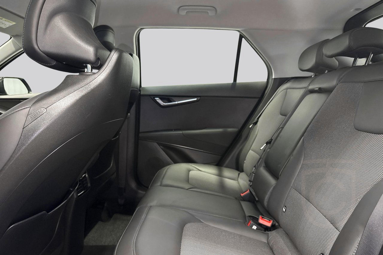 Kia Niro Plug-In-Hybrid Action