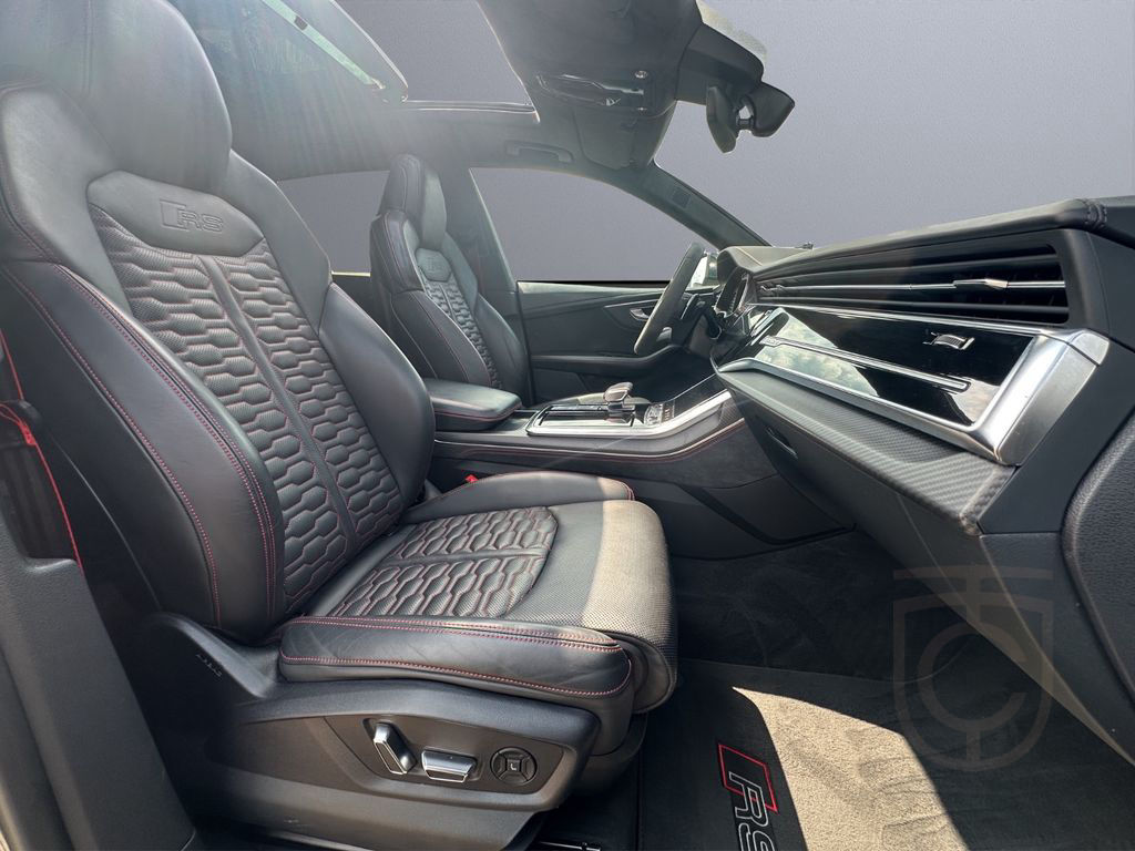Audi RSQ8 4.0 TFSI quat./Matrix/StHz/HuD/B&O/Pano/HAL