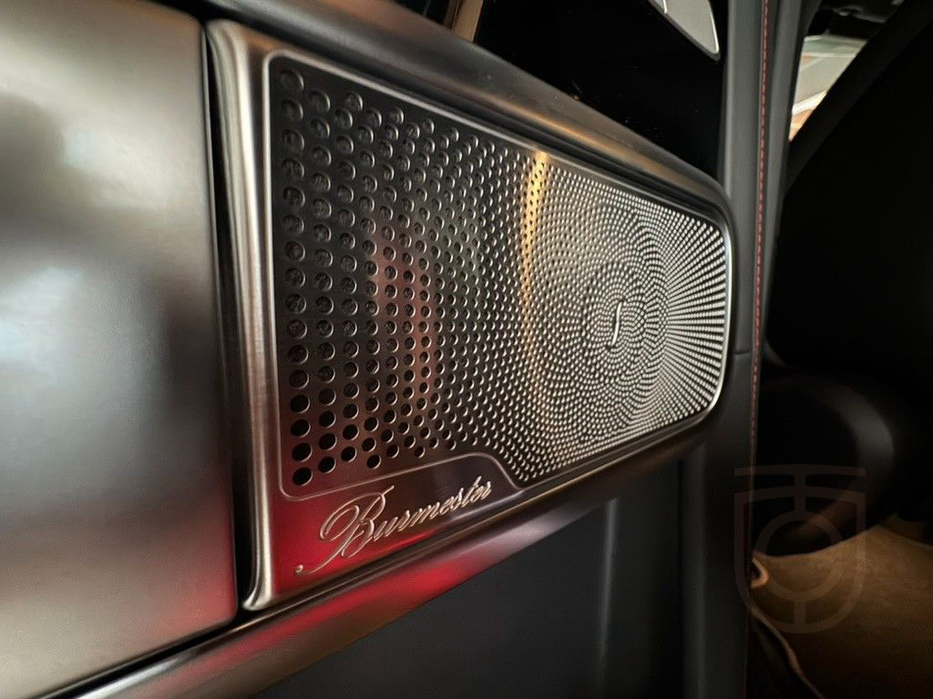 Mercedes-Benz G 63 4x4 Hoch2 Hyazinthrot Magno