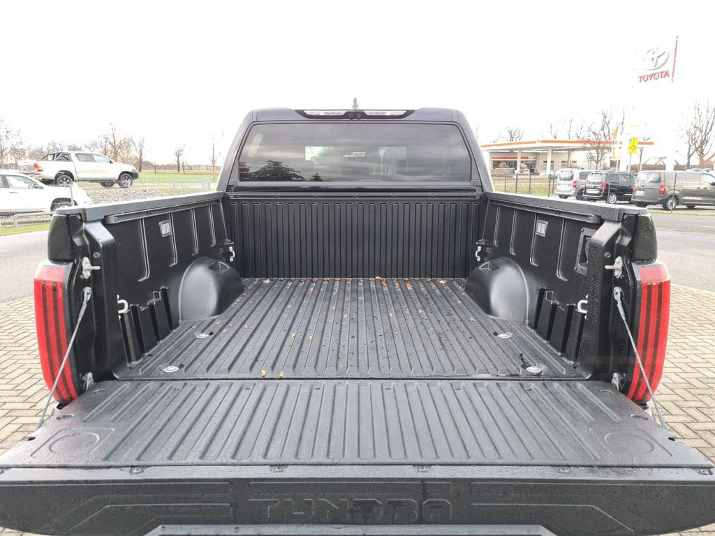 Toyota Tundra SR5 4x4 3.5 Bi-Turbo 389PS 10-G Aut. +TRD