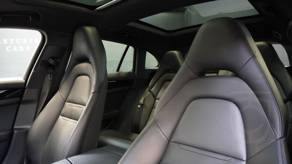 Porsche Panamera Sport Turismo 4 E-Hybrid *Approved*
