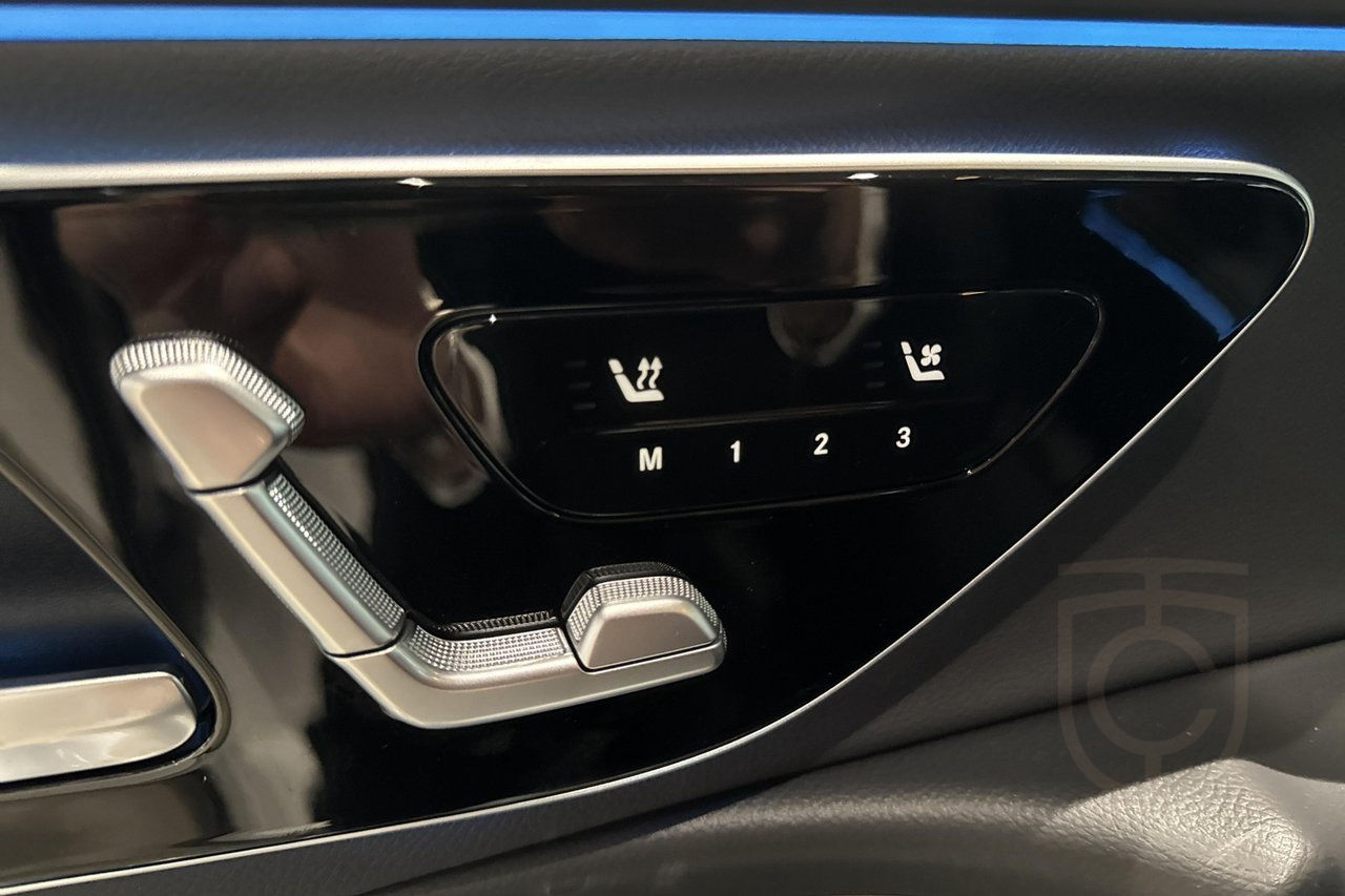 Mercedes-Benz E 300 DE 4MATIC KOMBI AMG ADVANCED EDITI