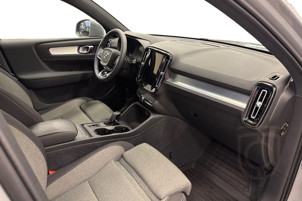Volvo XC40 B4 FWD Bensin Core
