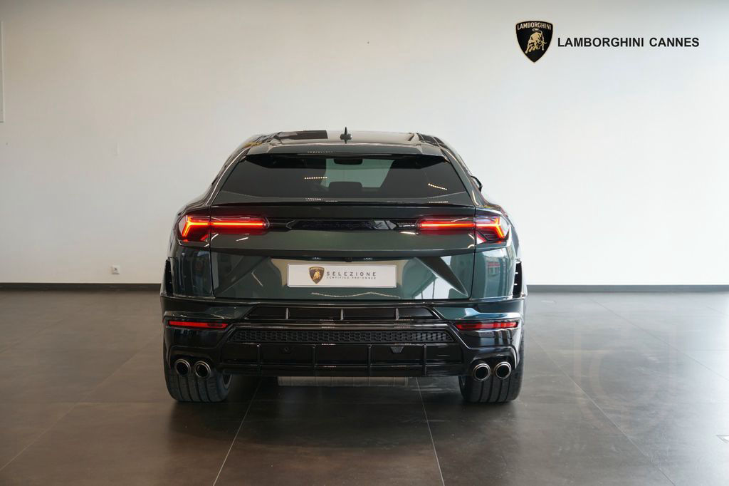 Lamborghini Urus S - 666 hp - Carbon / Akrapovic - VAT