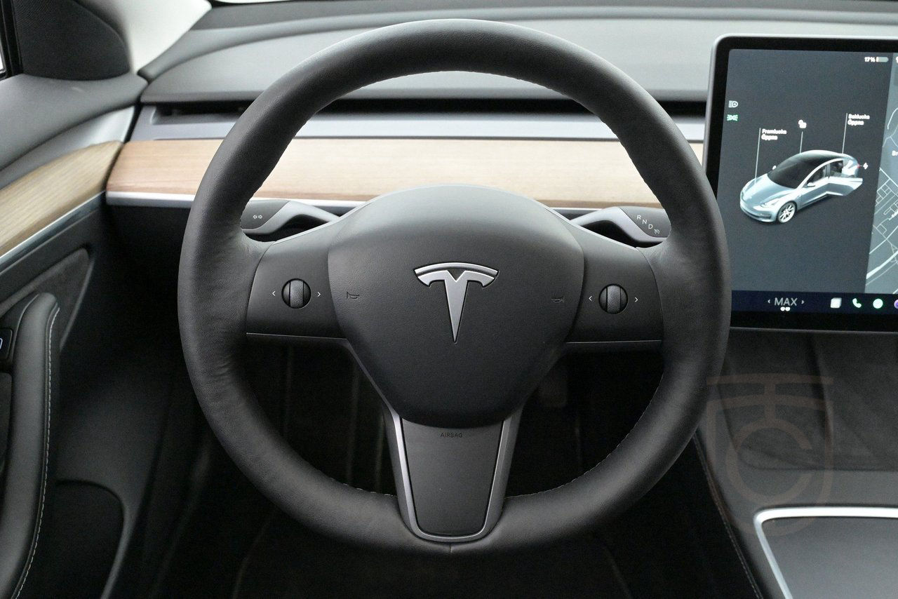 Tesla Model 3 Long Range AWD 324kW 2021
