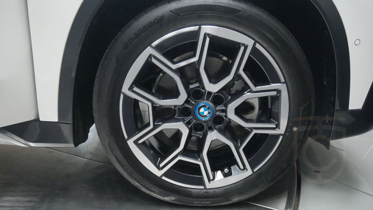 BMW iX1 xDrive30 225kW 2024 xLine