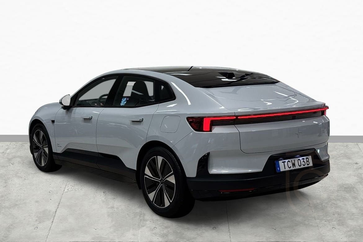 Polestar 4 Long Range Single Motor Plus Pilot
