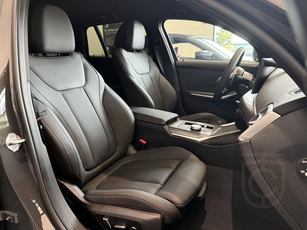 BMW 330e Touring M-SPORT INNOV. COMFO. AHK Bluetooth