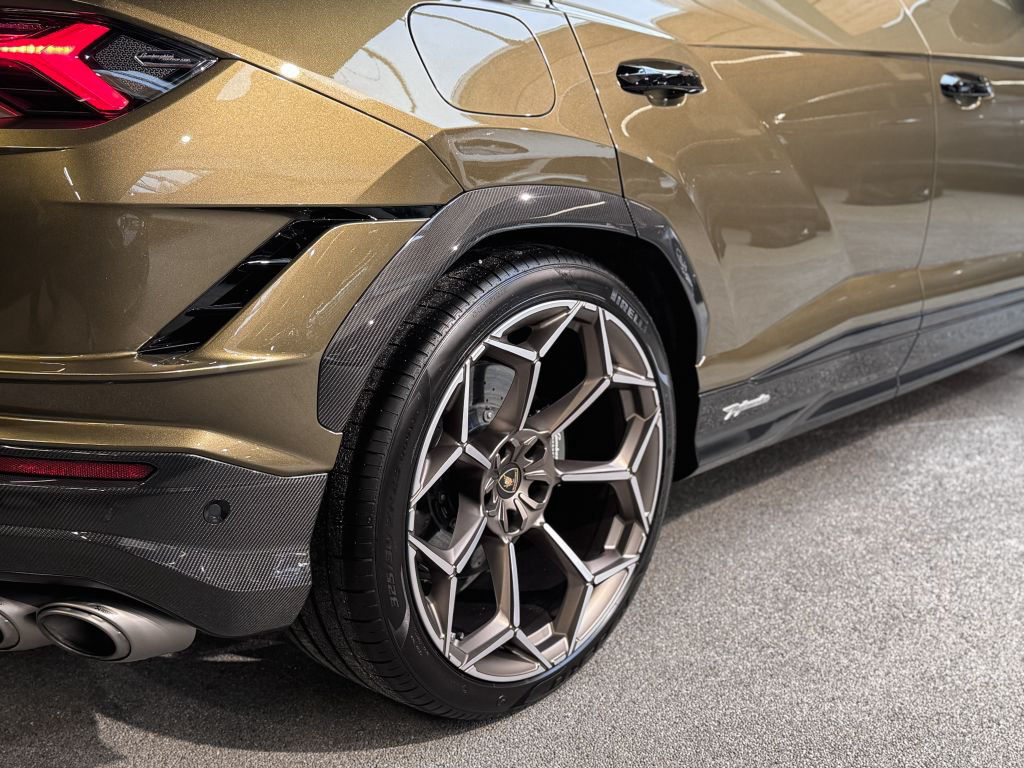 Lamborghini Urus Performante