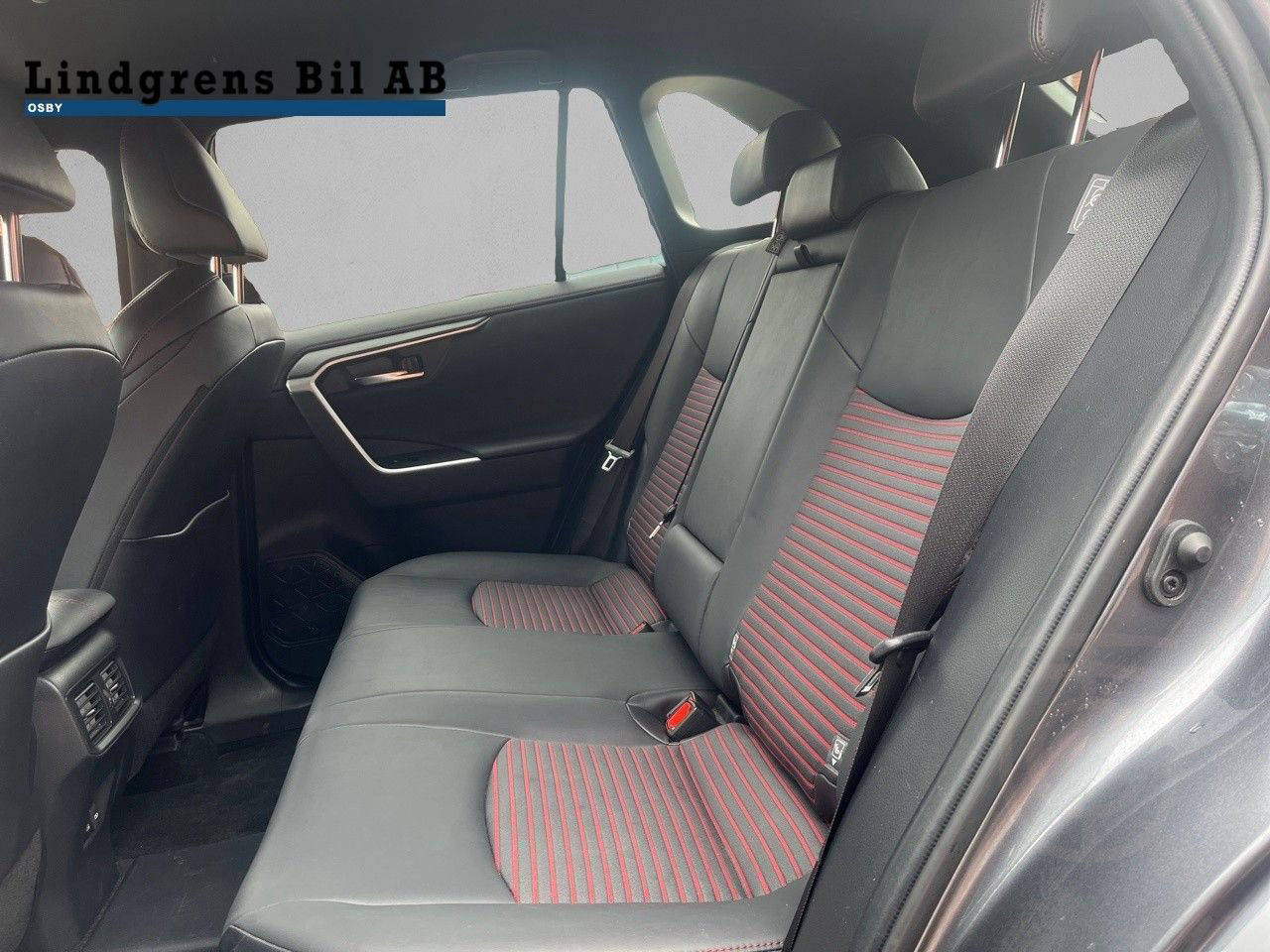 Suzuki Across 2.5 AWD E-CVT Inclusive