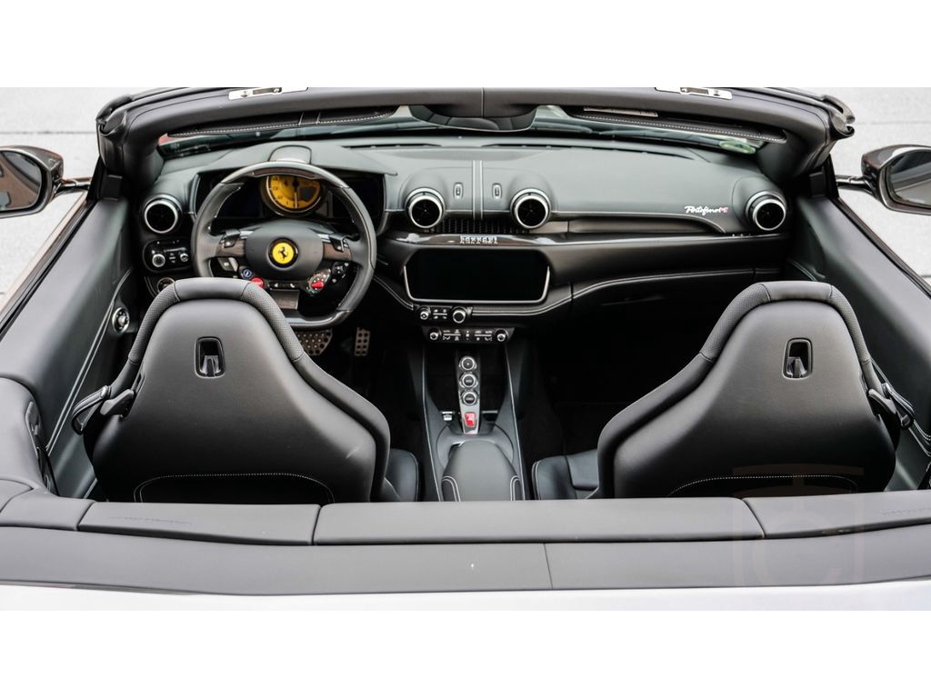 Ferrari Portofino M *Carbon+LED*MagneRide*360°-Kamera*JB