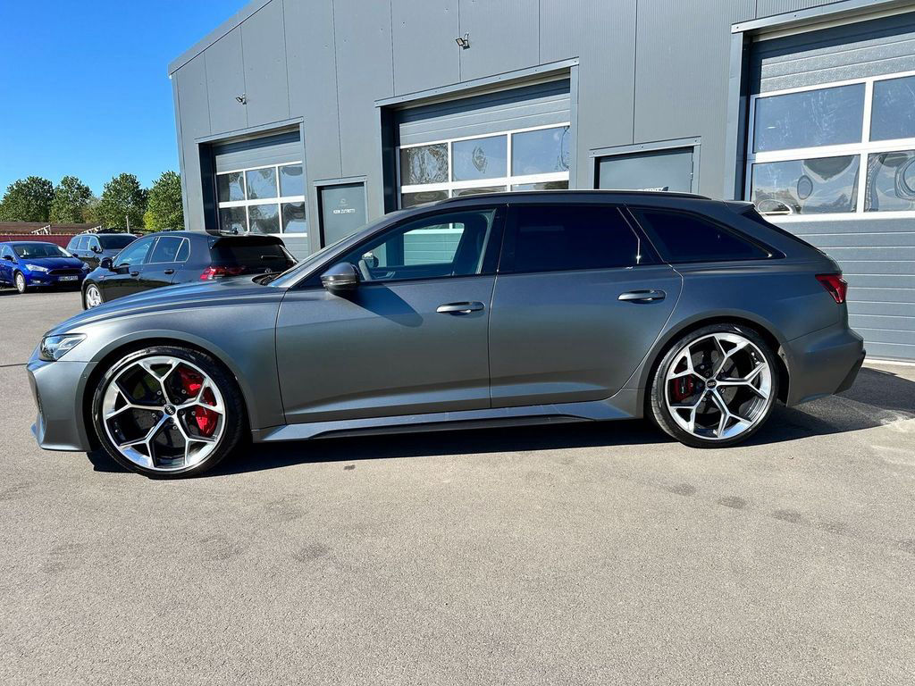Audi RS6 PERFORMANCE 4.0 TFSI quattro MATT ALCANTARA