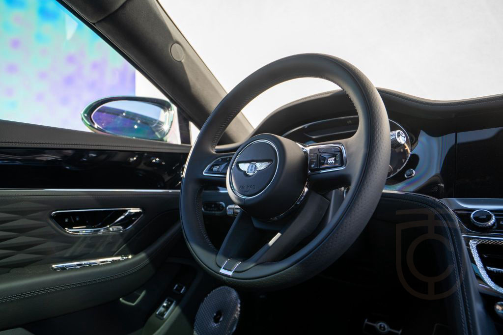 Bentley Flying Spur Azure V8 *Naim, Rotating Display*