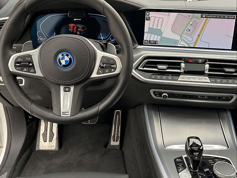 BMW X5 xDrive45e