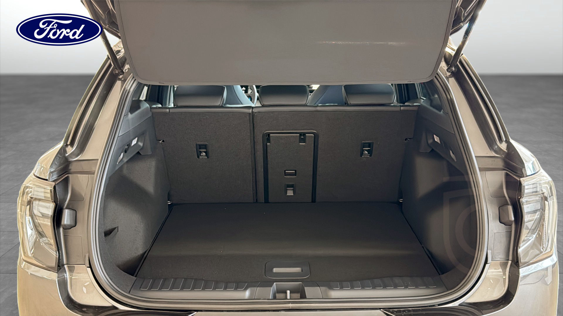 Ford Explorer EV Extended Range RWD