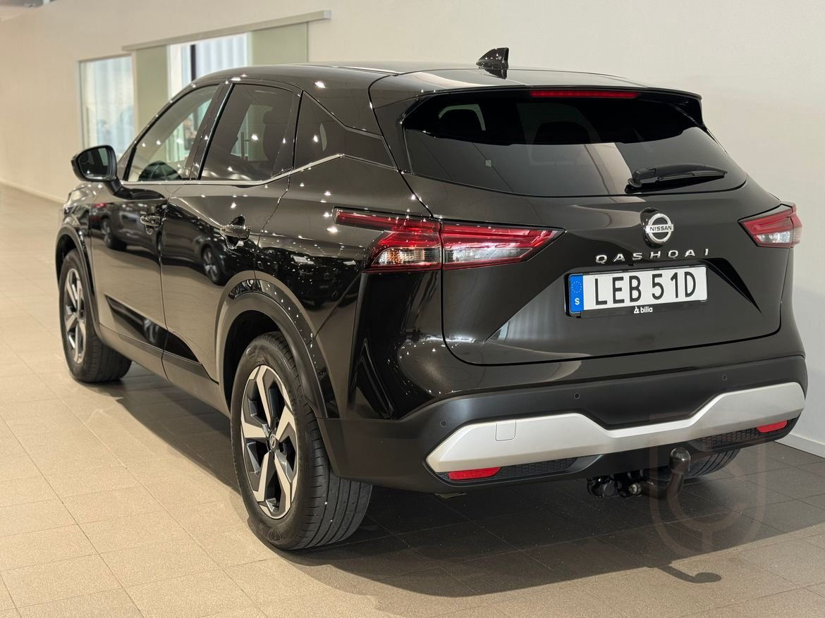 Nissan Qashqai 1.3 DIG-T 4WD XTRONIC