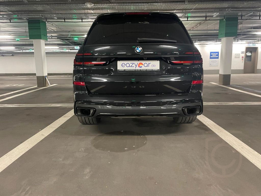 BMW X7 xDrive 40 d M Sport ALL BLACK FULL 23" 7 S