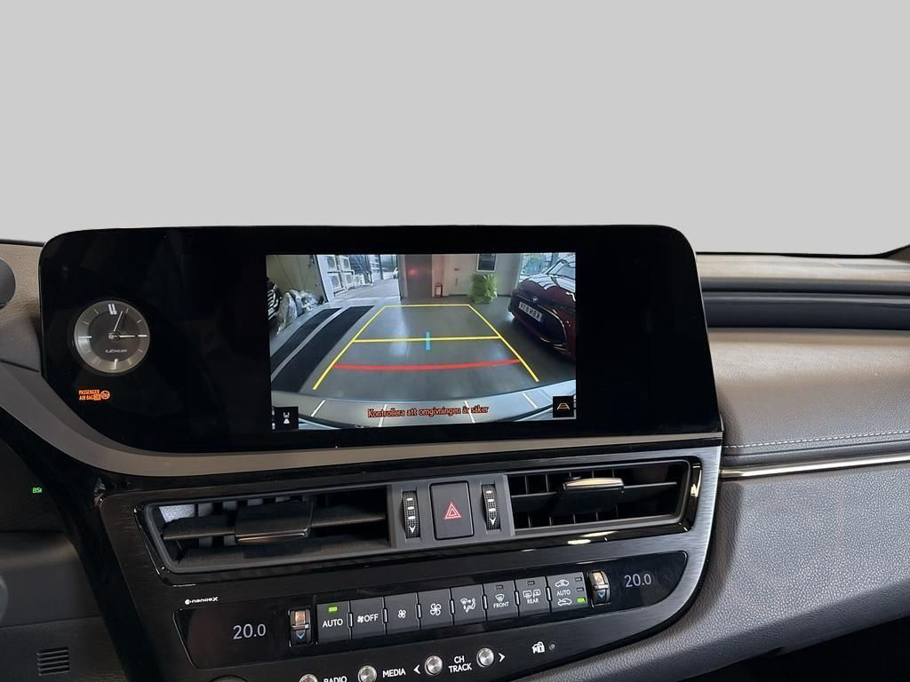 Lexus ES 300h 2.5 E-CVT Limited Edition