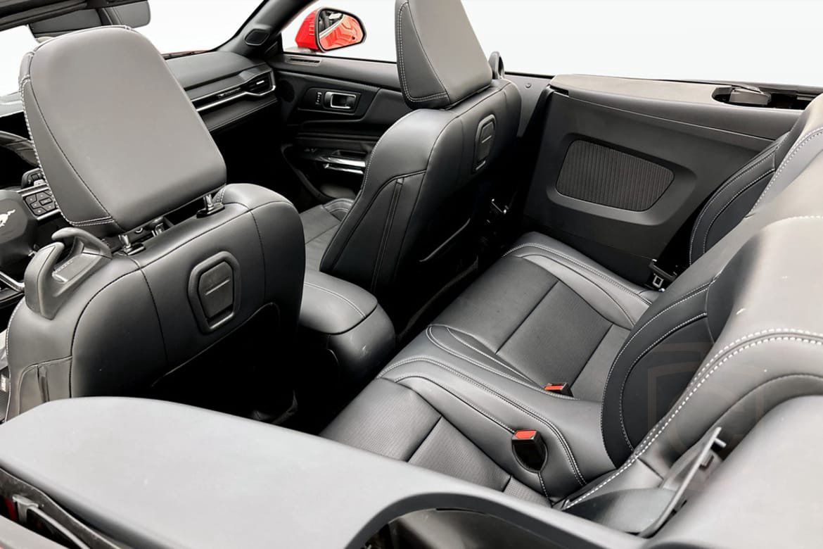 Ford Mustang GT Convertible V8