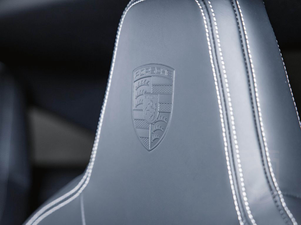 Porsche 911 Carrera Sport Design Paket Sportabg. BOSE