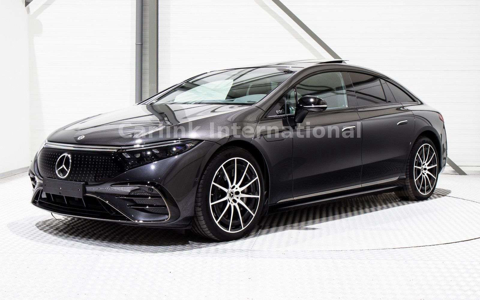 Mercedes-Benz EQS
