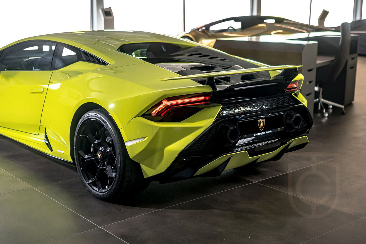 Lamborghini Huracán TECNICA LP 640-2