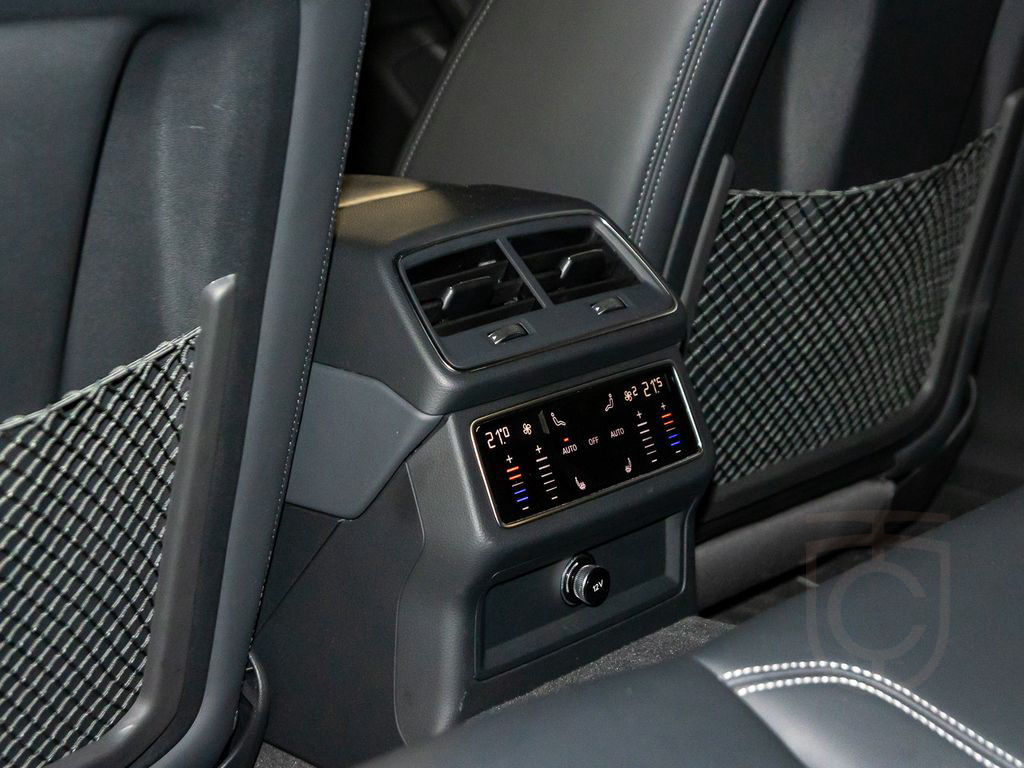 Audi S7 Sportback 3.0 TDI qu AHK Matrix Pano B&O 21''