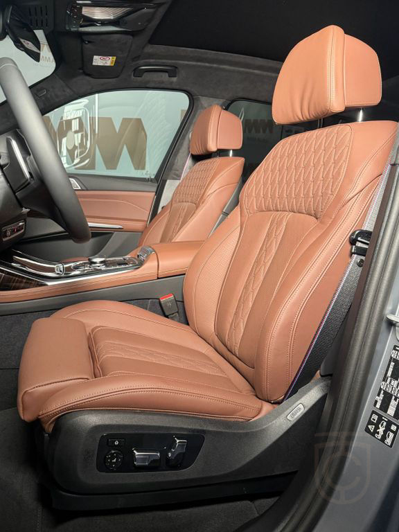 BMW X7 xDrive 40 d M Sport Pro Harman Frozen
