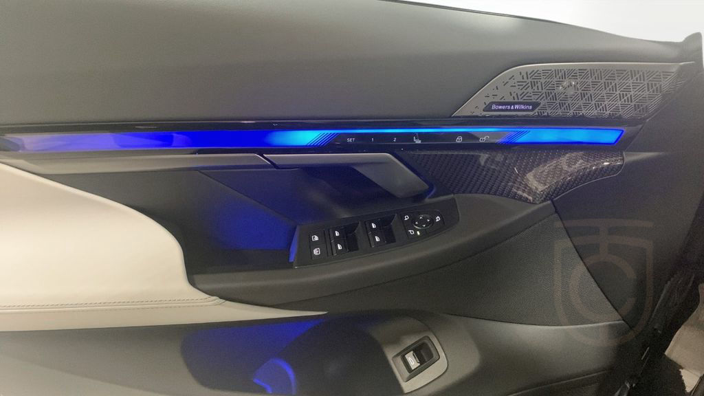 BMW M5 Limousine *M Drive Pro*ParkAssi*DrivAssi*Pano