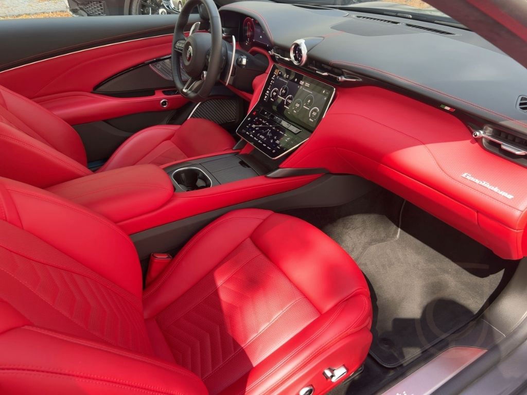 Maserati GranTurismo TROFEO MY24 550PS CARBON - MATT - VO
