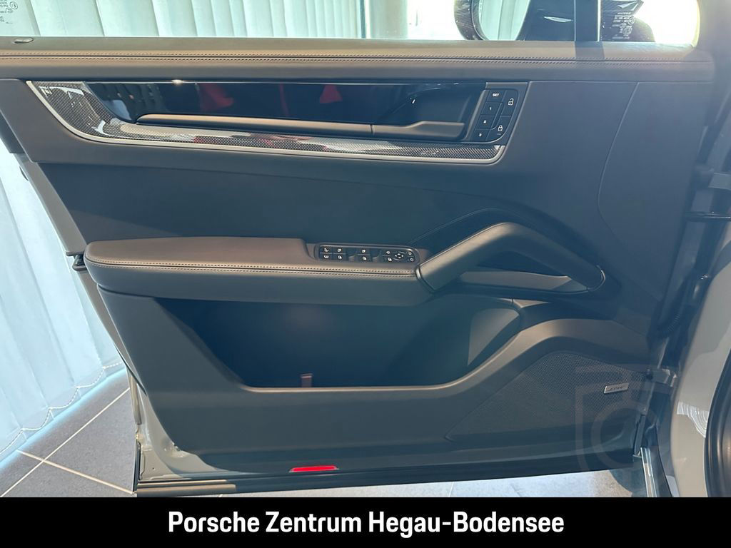 Porsche Cayenne E-Hybrid Coupe/Sportabgasanlage/PASM/BOS