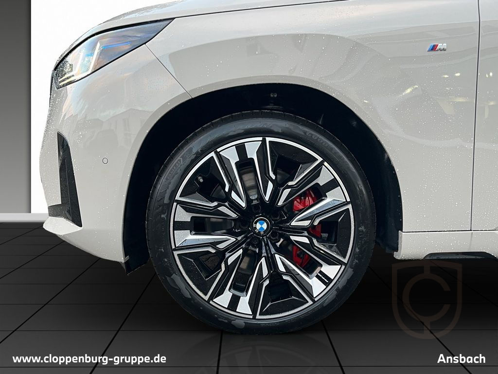 BMW X3 M50 xDrive AHK+StHz+Navi+Pano UPE: 100.370€