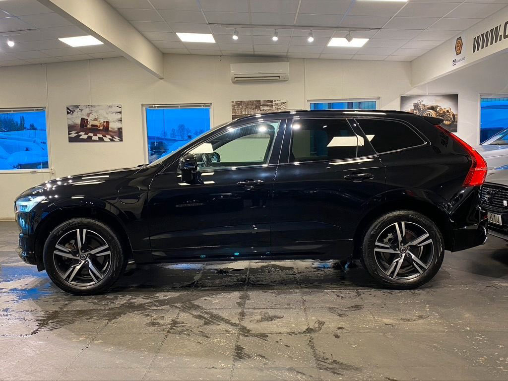 Volvo XC60 T6 AWD Recharge T6 AWD R-Design Pano