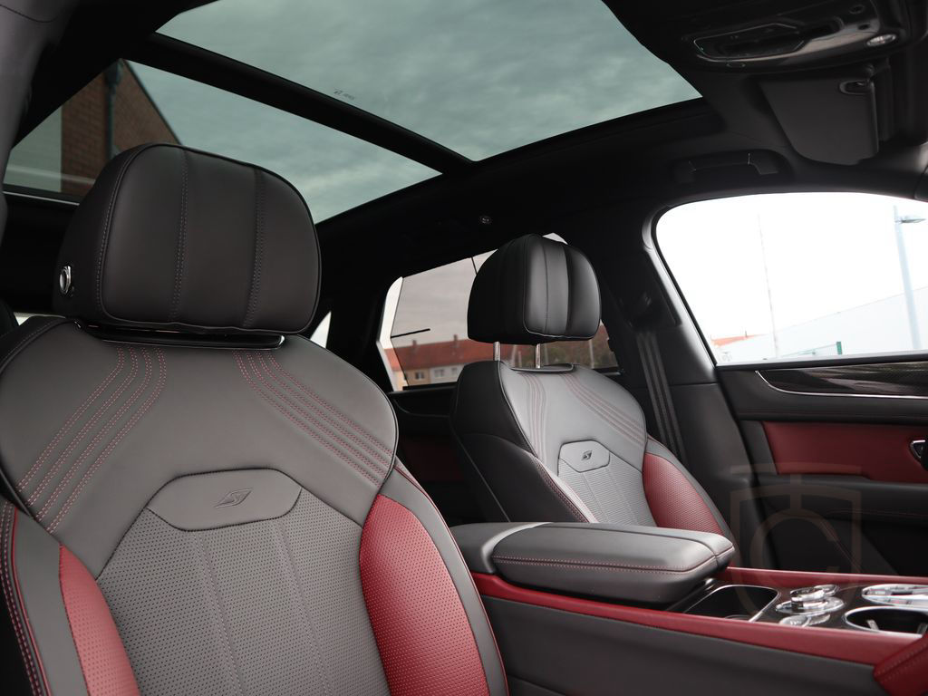 Bentley Bentayga Hybrid S *NAIM*Carbon Styling*