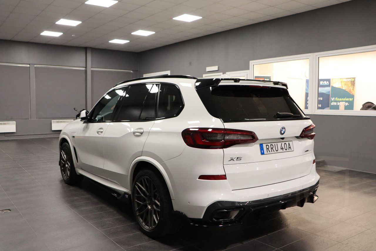 BMW X5 xDrive45e iPerformance M Sport Full-spec