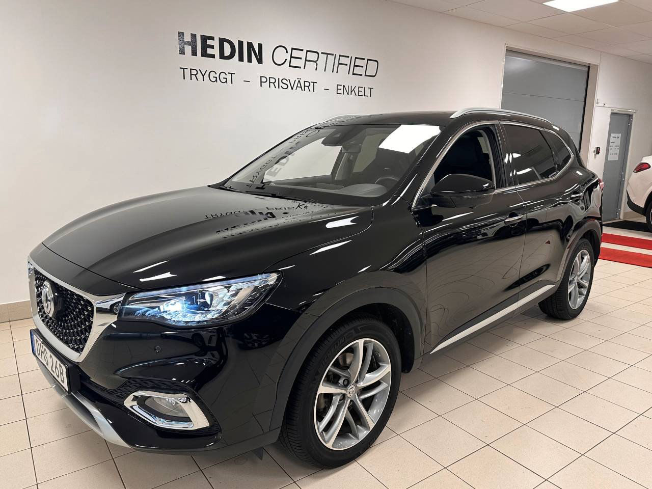MG EHS MG EHS PLUG-IN HYBRID LUXURY PANORAMA