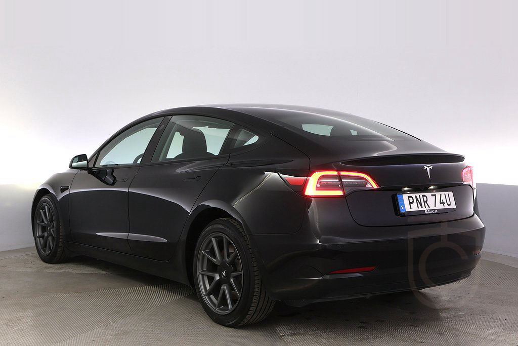 Tesla Model 3 Standard Range