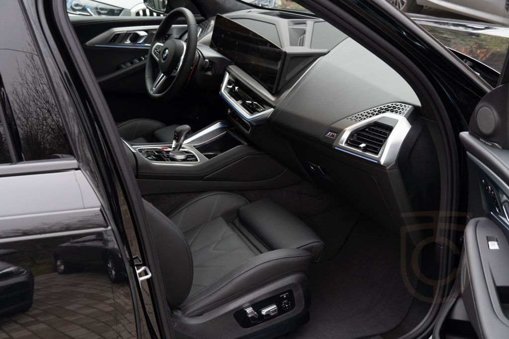 BMW XM 50e DR.ASS.PRO..MASSAGE.SOFTCL.360°.H/K.AHK