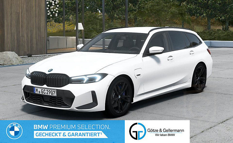 BMW 330e xDrive Touring