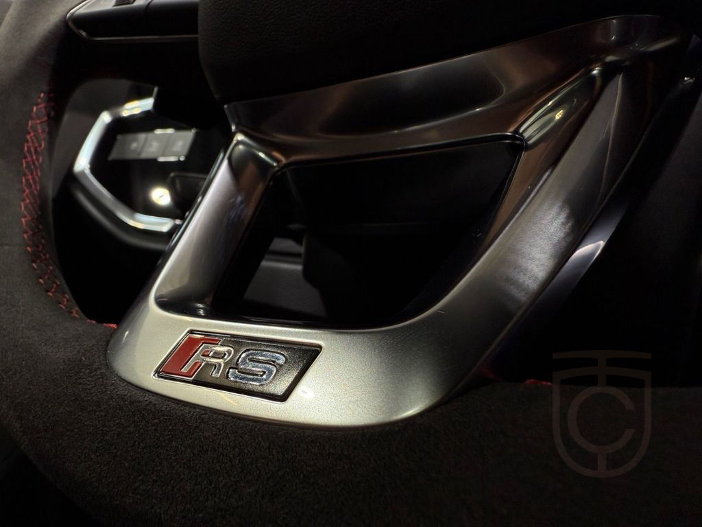 Audi RS Q3 Sportback | MATRIX NAVI PANO LEDER AHK ACC