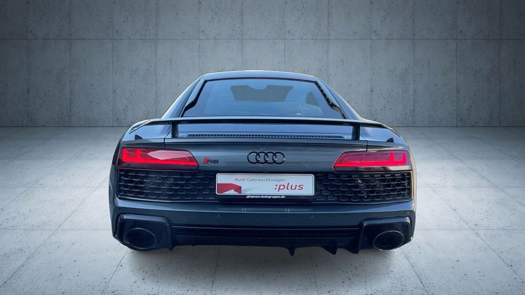 Audi R8 Coupe V10 performance quattro S tronic