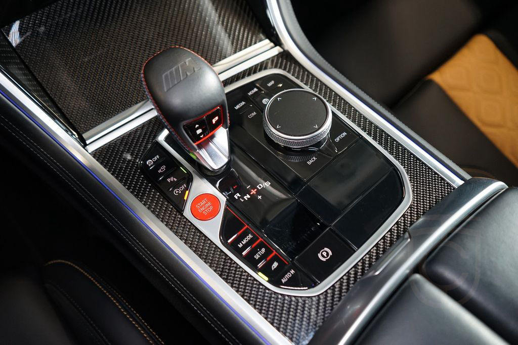 BMW M8 COMP*GC*xDRIVE*LASER*B&W*112.562€ NETTO