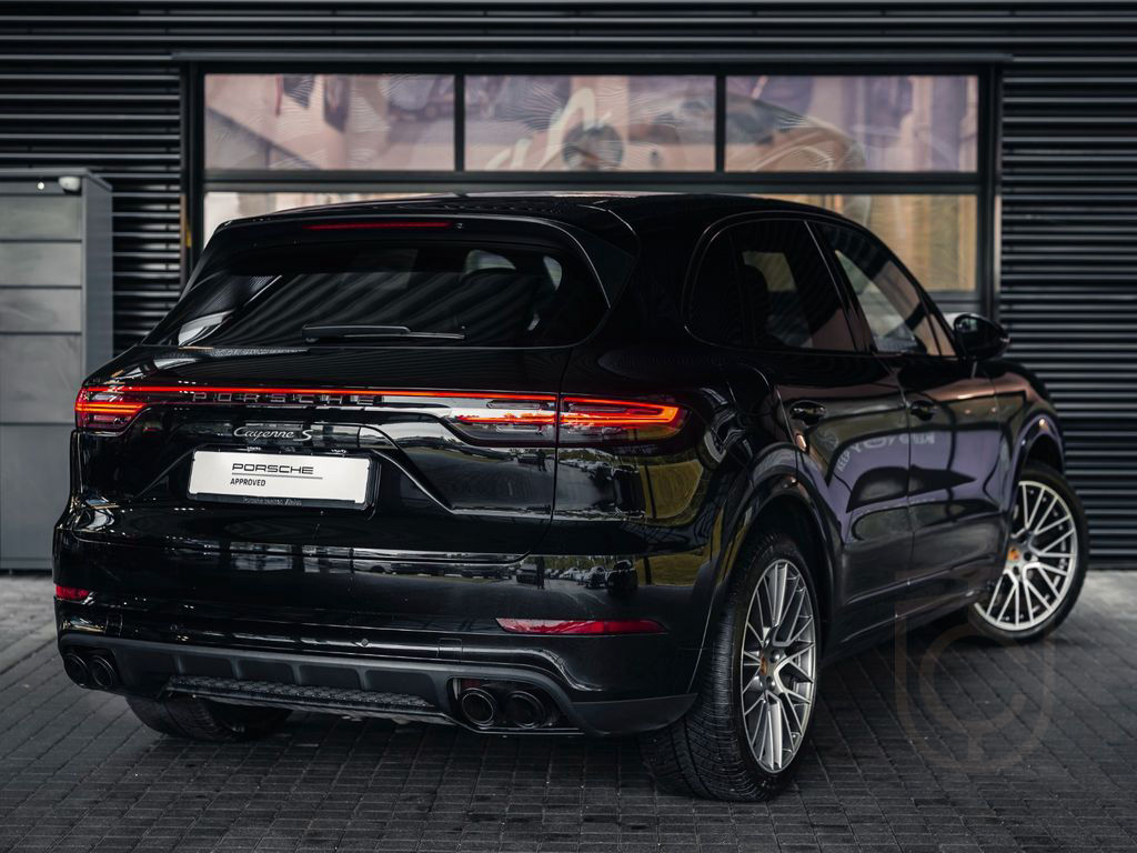 Porsche Cayenne S Platinum Edition