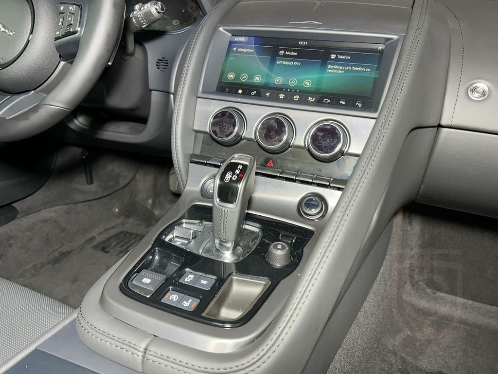 Jaguar F-Type Coupe P450 75 AWD Capathian Grey