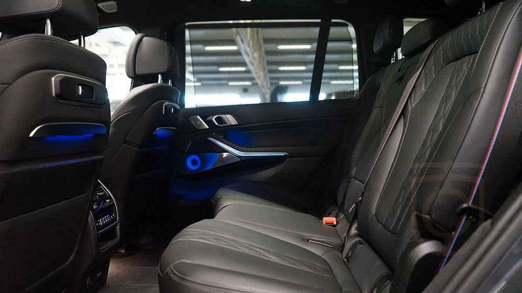 BMW X7 M60i xDrive