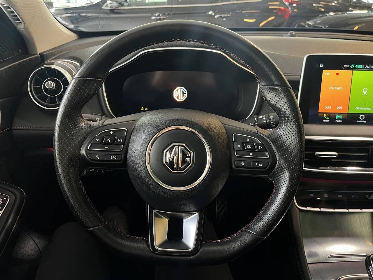 MG EHS PHEV Luxury Automat Panorama Adaptiv