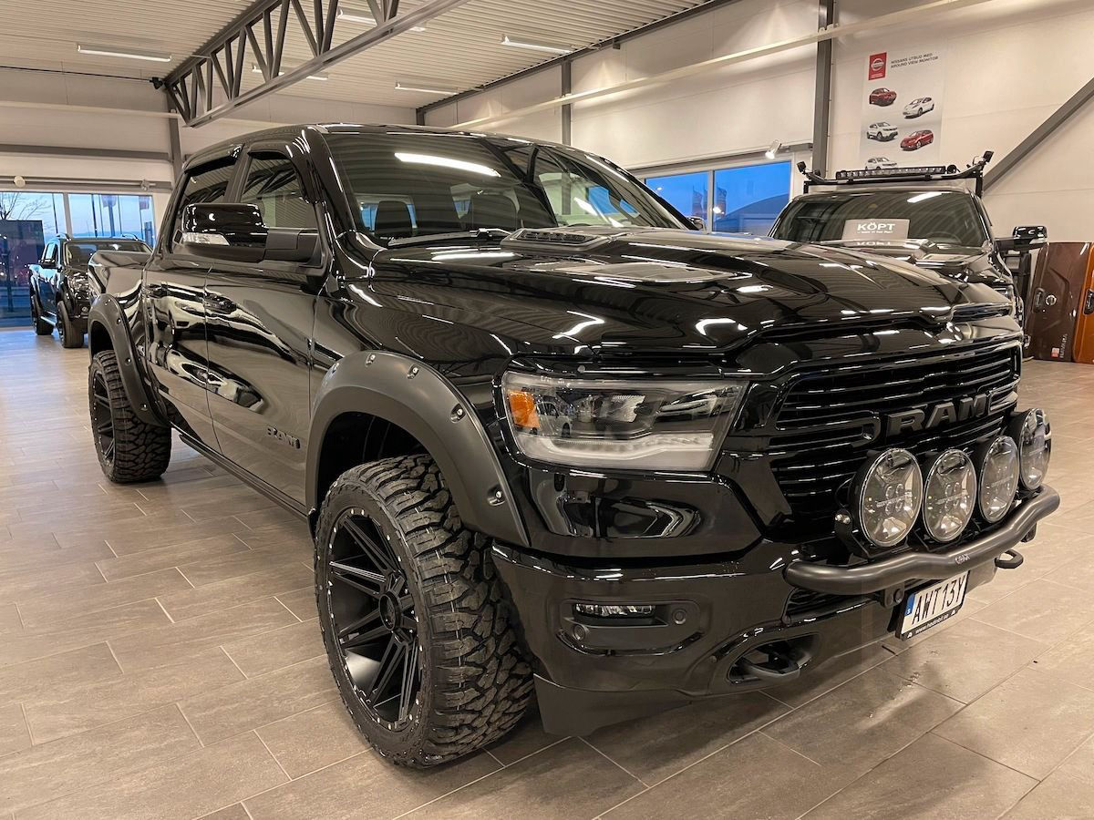 Dodge RAM 1500 Laramie Offroad Extreme