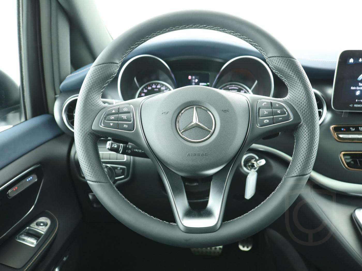 Mercedes-Benz EQV 300